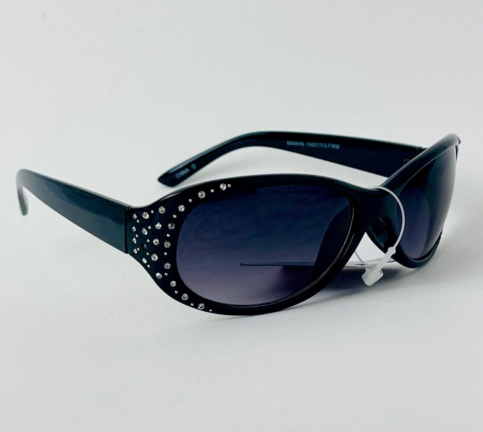 Fashion Sunglasses For Women Wrap Gradient 100% UVA/UVB Protection, Black WellFl