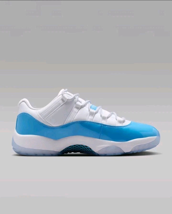 Nike Air Jordan 11 Retro Low Shoes White University Blue FV5104-100 Men 10.5 NEW