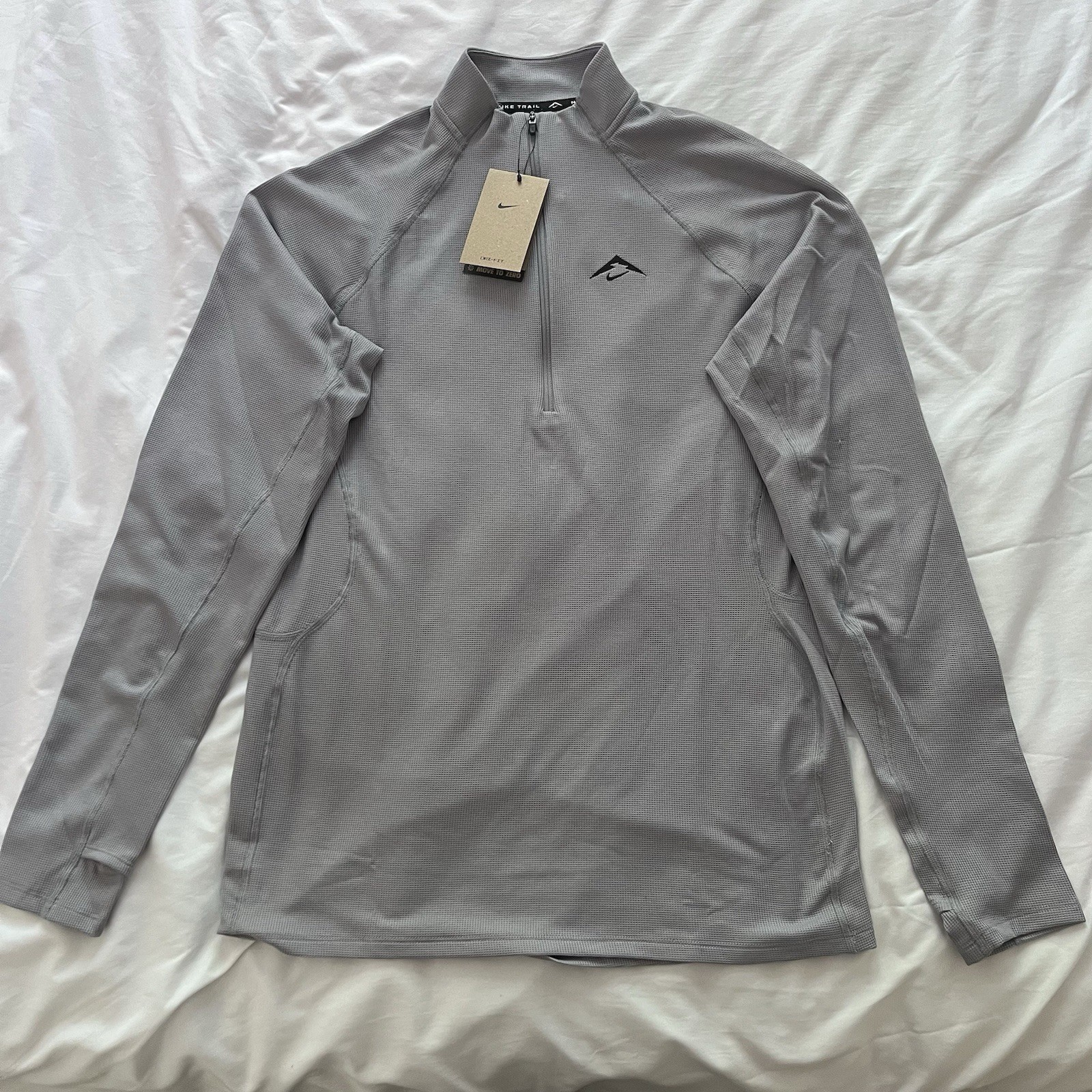 Nike Trail Running Top Men’s Small Grey Dri-FIT 1/2-Zip Lightweight Performance