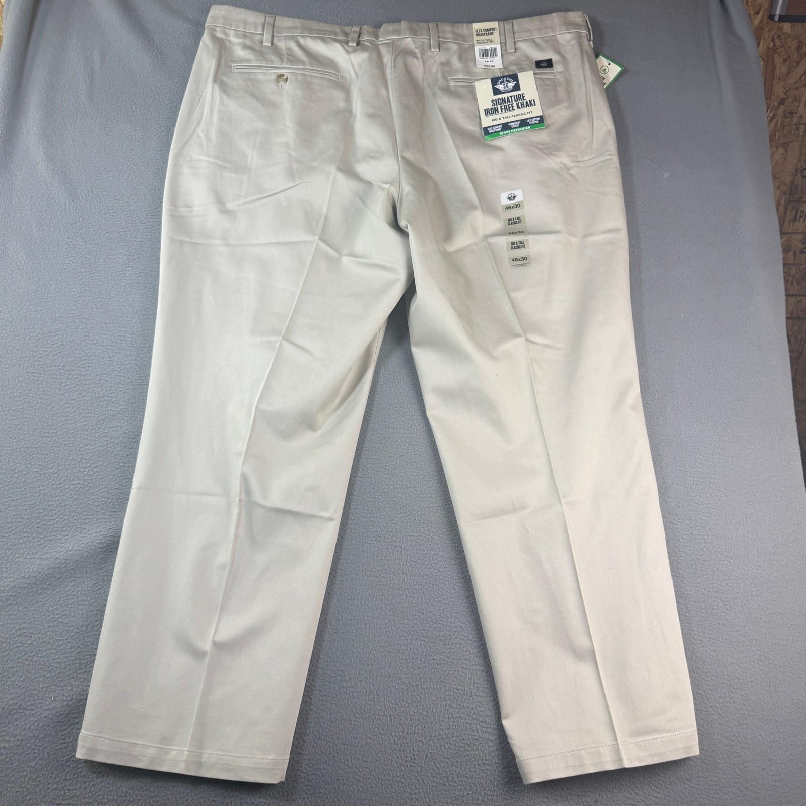 Dockers Signature Iron Free Khaki Mens 46×30 Big & Tall Classic Fit Tan Pants