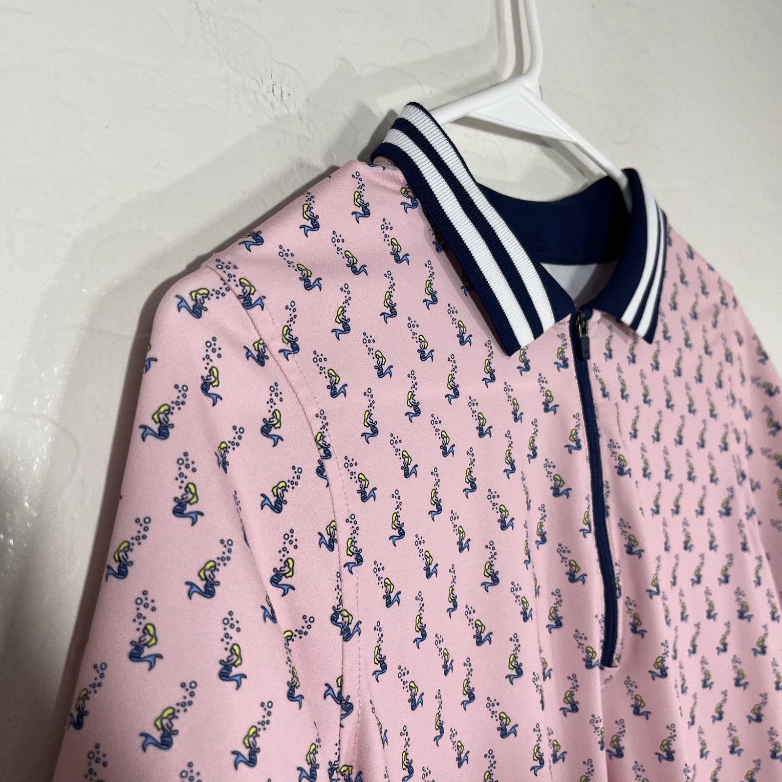 Vineyard Vines Polo Shirt Womens S Pink Collared Short Sleeve Mermaid Print
