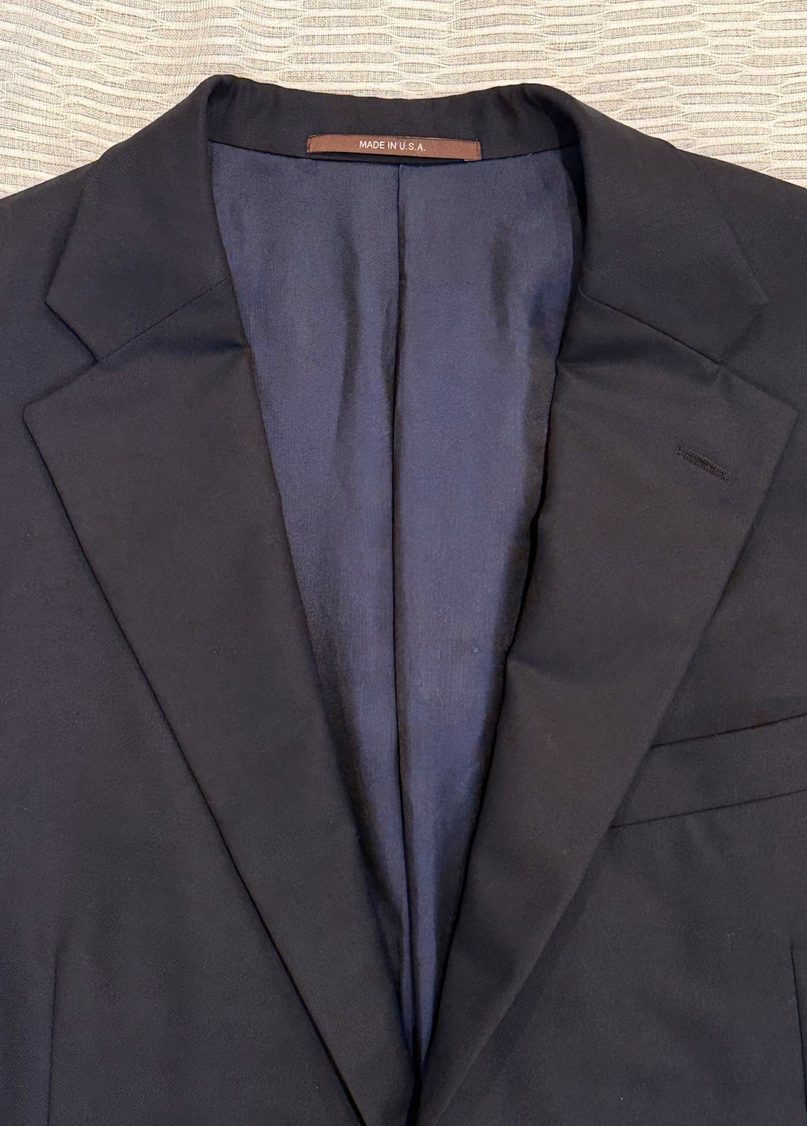 Hickey Freeman Wool/Cashmere Beacon Navy Blazer – Made in USA