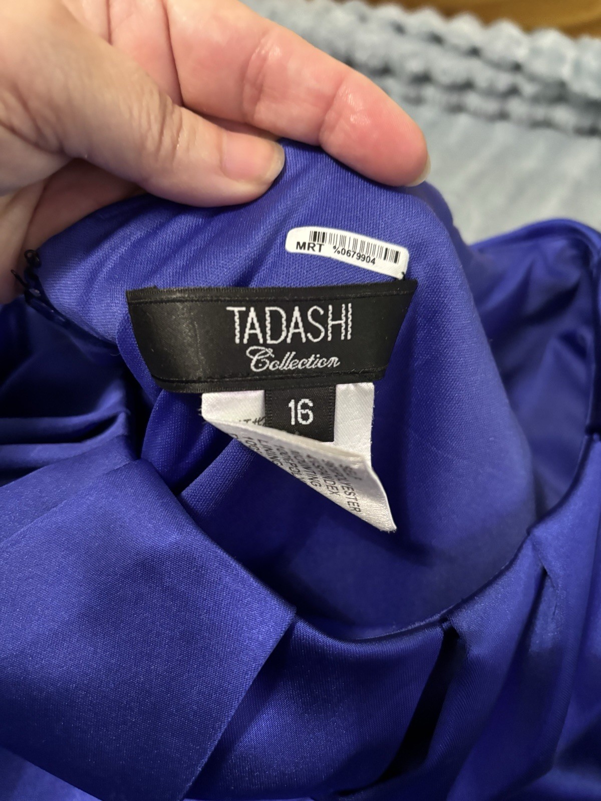 Women’s Tadashi Collection Blue Satin Pleated Sheath Dress 16 Scoop Neck