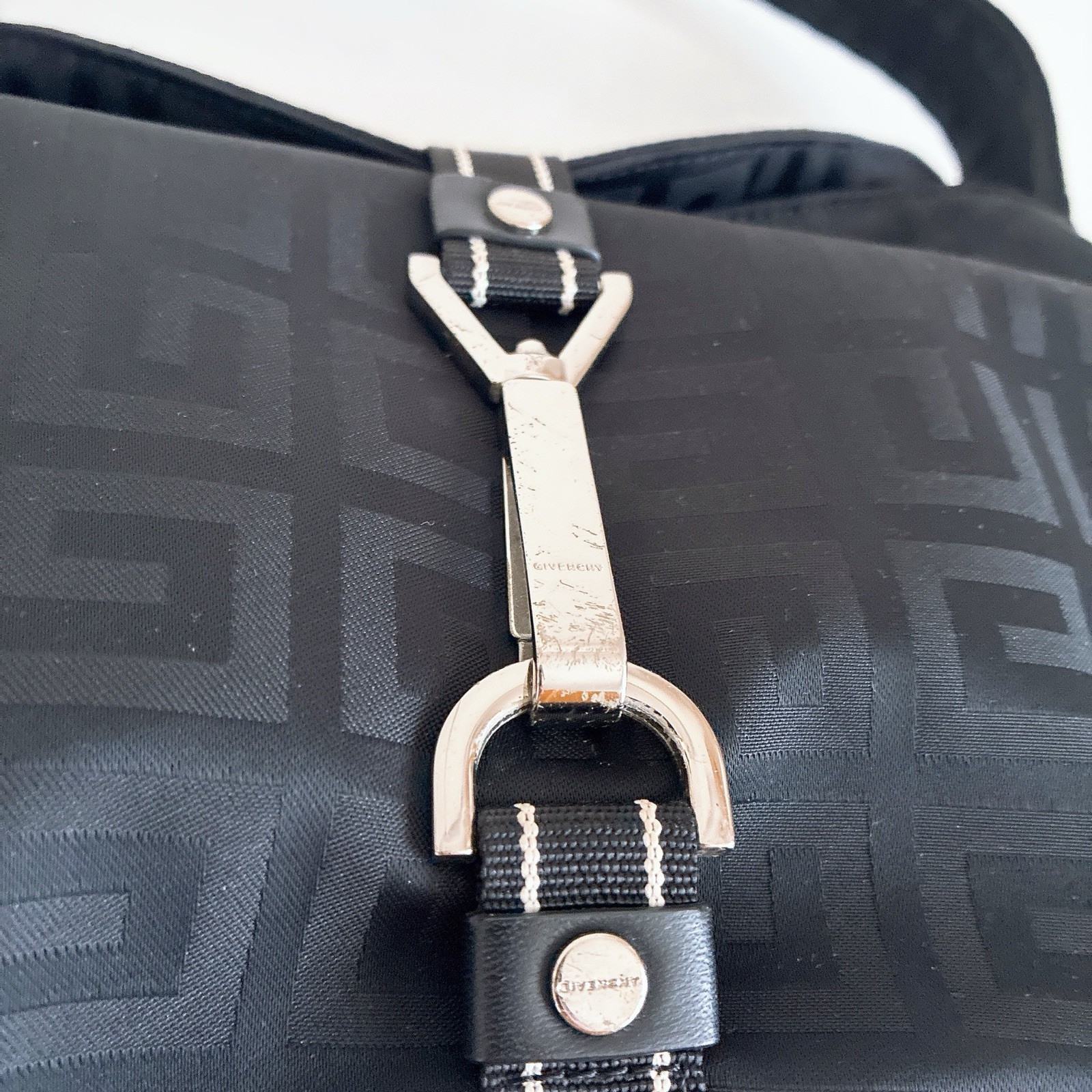Givenchy 4G Monogram Black Canvas Nylon One Shoulder Bag Handbag Purse Vintage