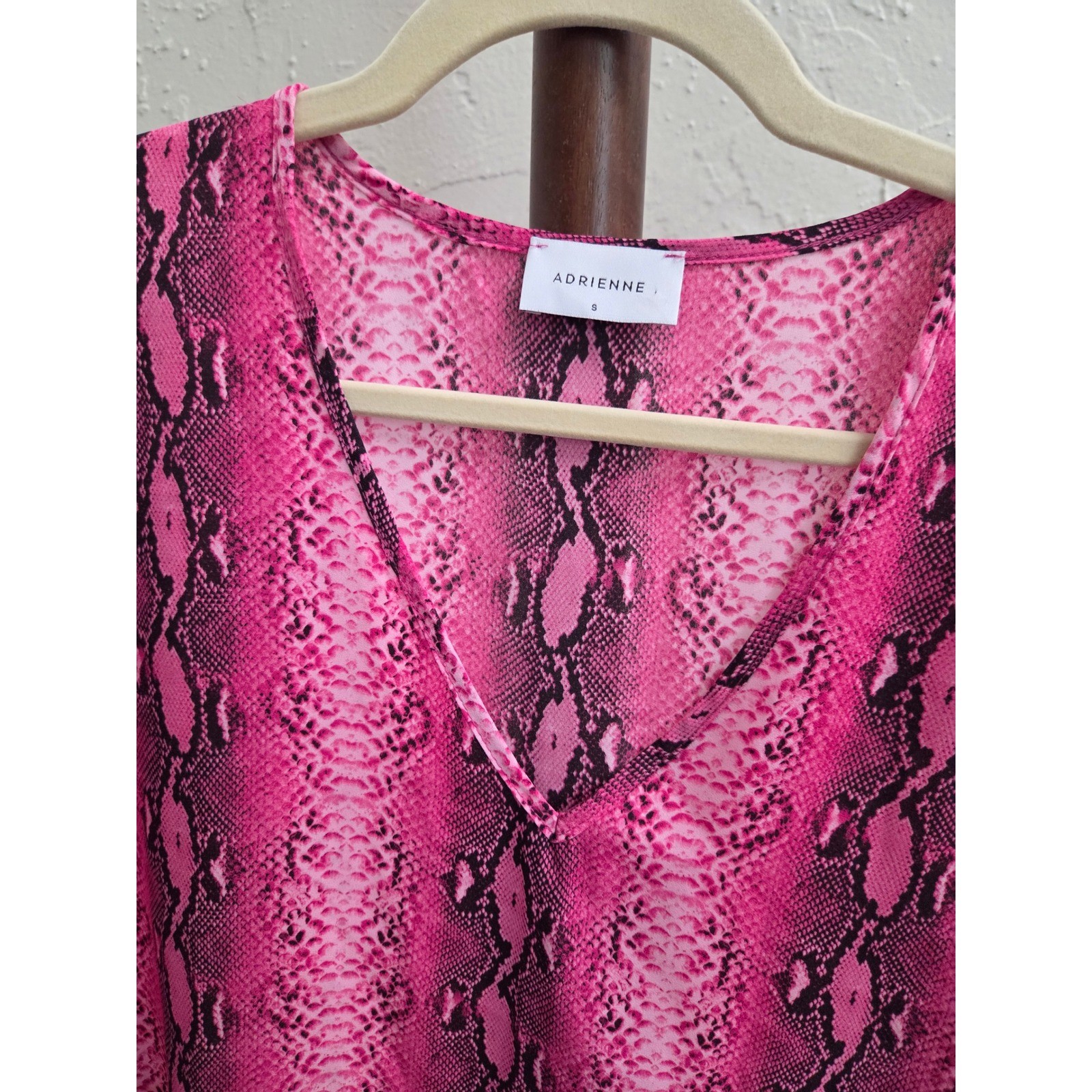 T222. Pink Snakeskin Pattern V-Neck Oversized Top