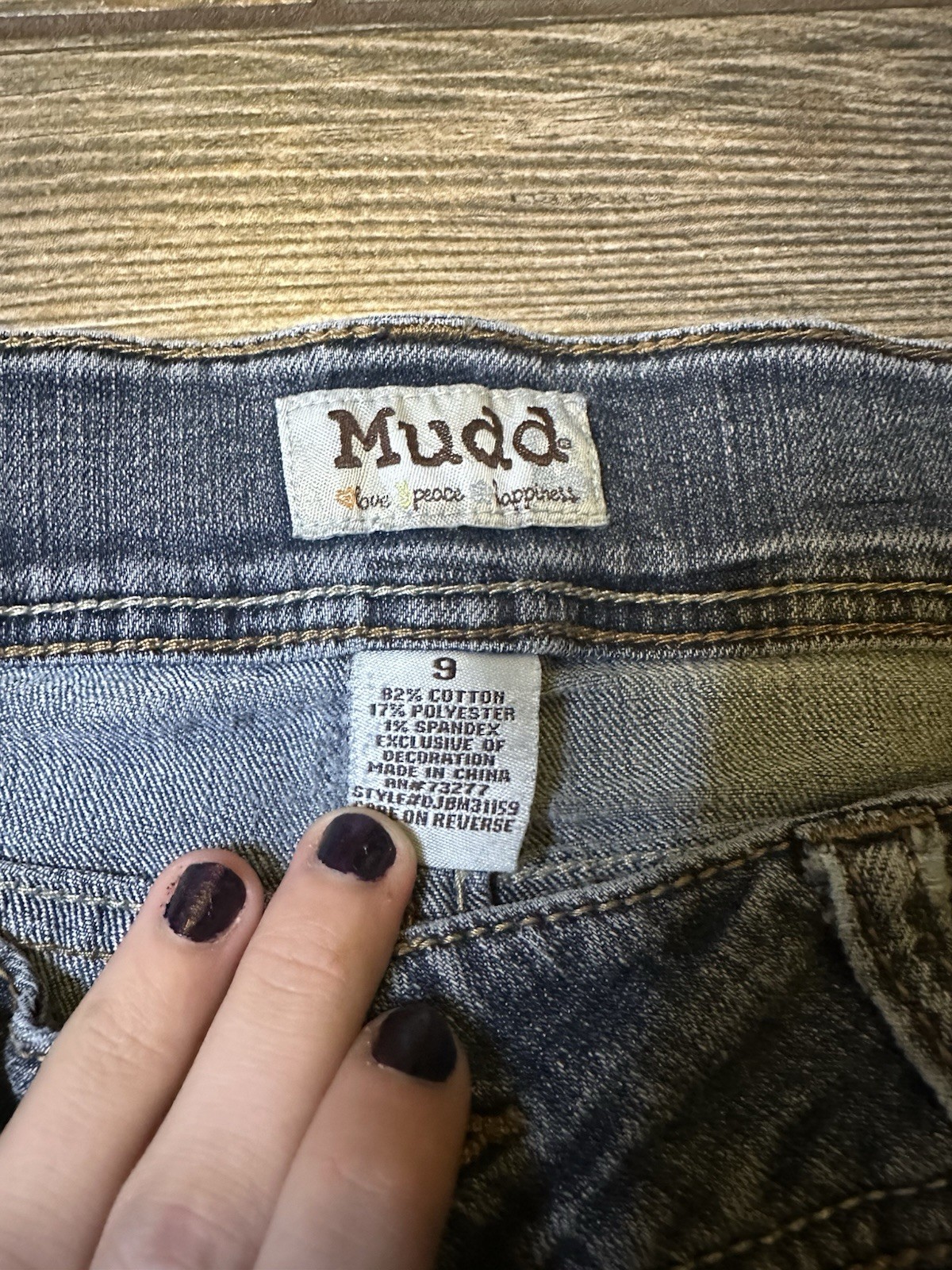 Mudd Women’s Size 7 Blue Medium Wash Bootcut Stretch Denim Jeans