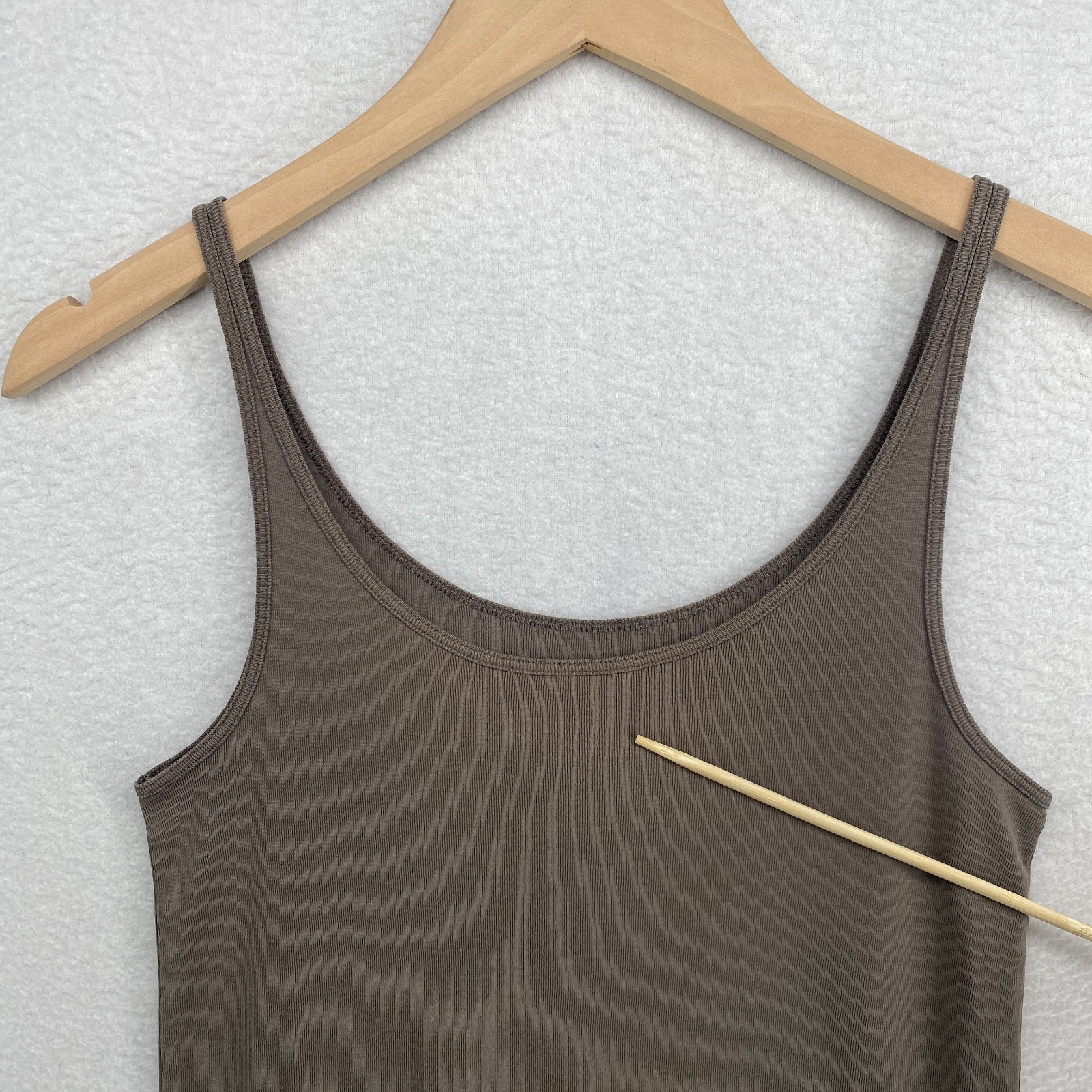 EILEEN FISHER Tank Top M Organic Cotton Ribbed Jersey Cami Slim Scoop Neck Brown