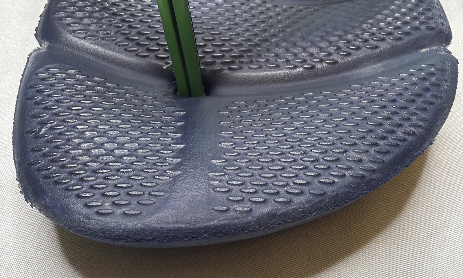 Havaianas Power Flip Flops Mens Size 9 To 10 Navy Blue Green Thong Sandals Beach