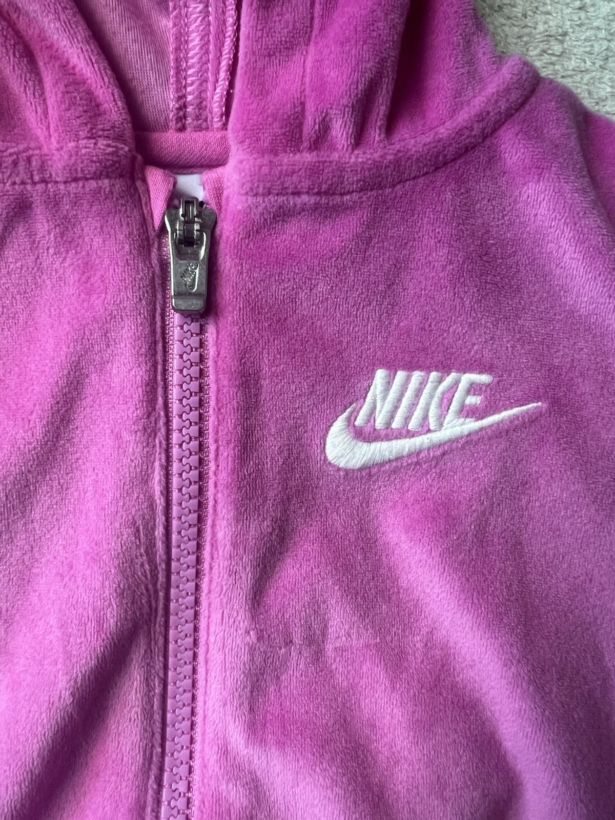 Nike Baby Girl Velour Zip Hoodie Jacket Size 18M Pink Fuchsia Sweatshirt Defect