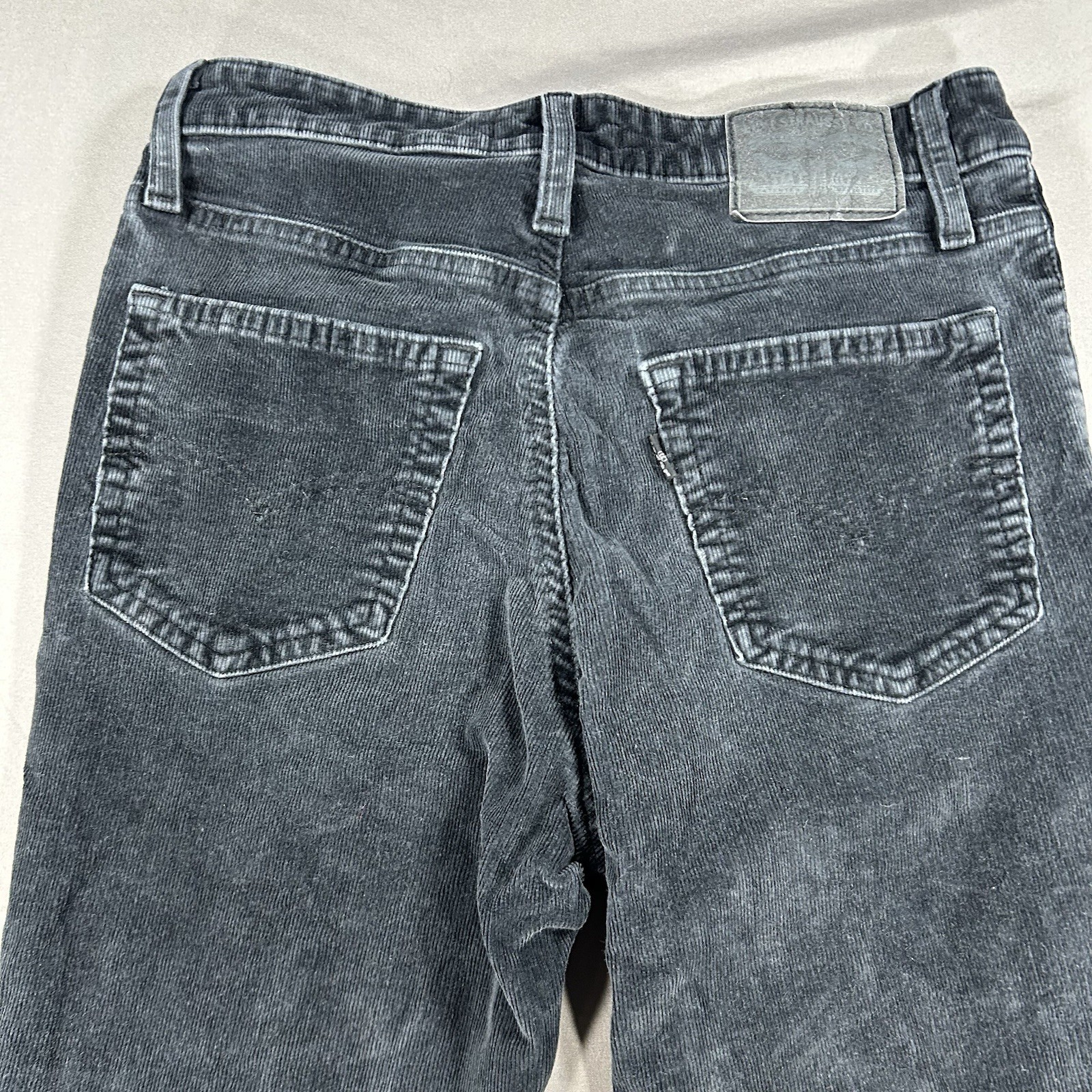 Levi’s 726 Flare High Rise Corduroy Pants Size 26×29 Woman’s Black