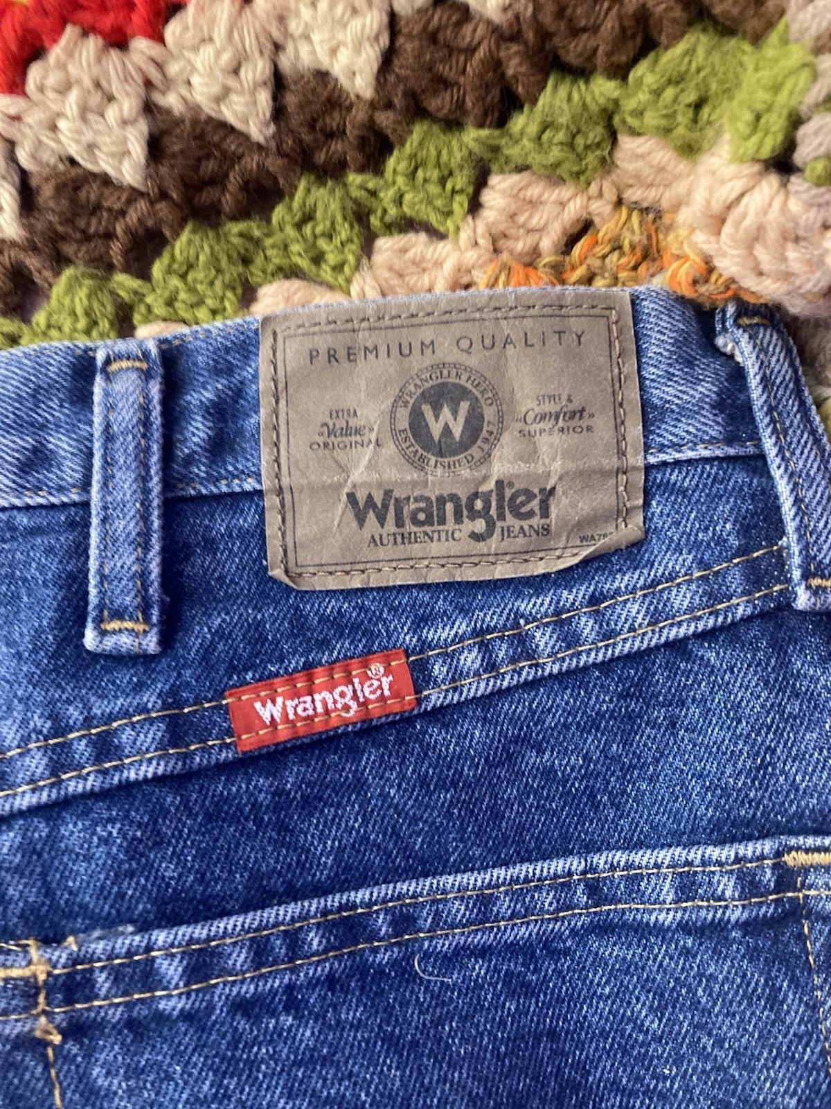 Wrangler Men’s Straight Jeans Medium Wash Blue Denim Midrise Vintage Baggy