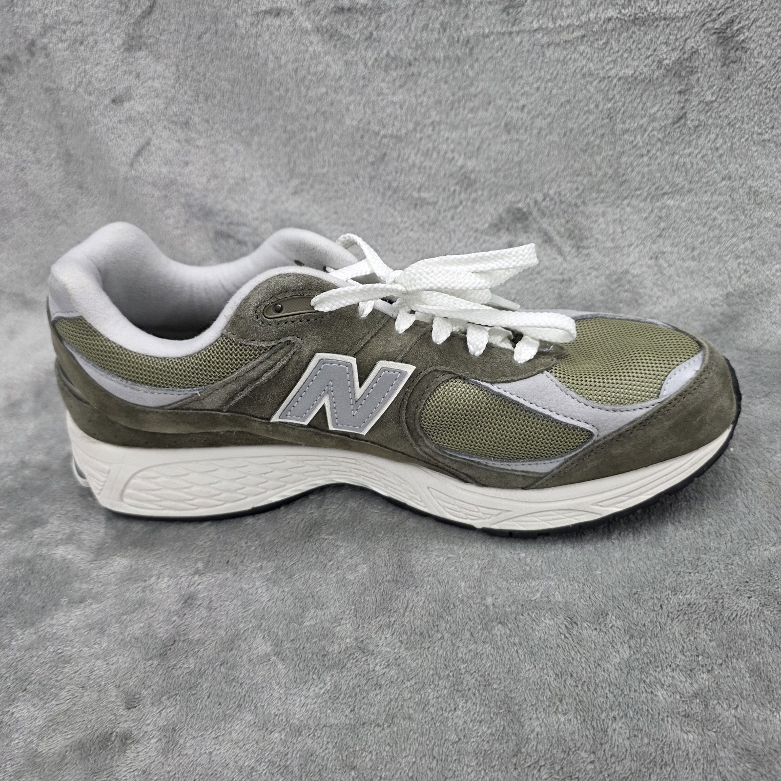 New Balance 2002R Men’s Footlocker Exclusive Green Size 13