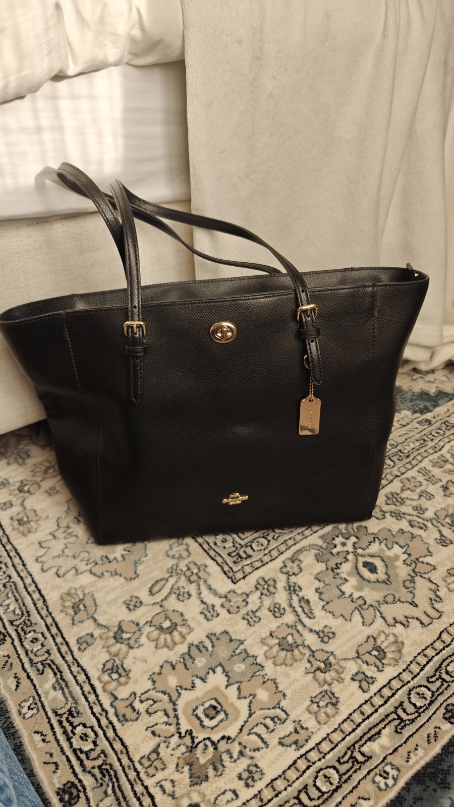 Coach Turnlock Chain Crossgrain Leather Tote Bag Black