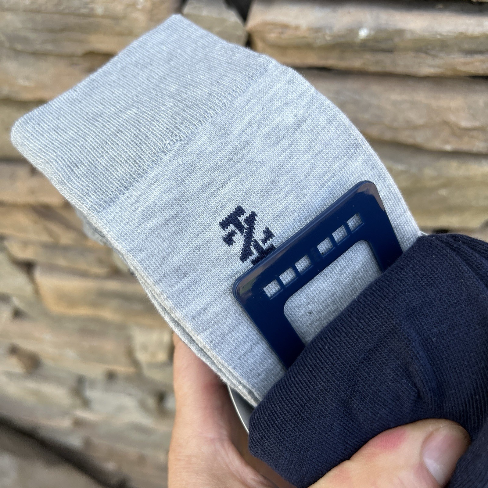 IZOD Men Crew Socks 7 Pairs 6-12.5 Size Boat Sailing MSRP $48 Gray Blue