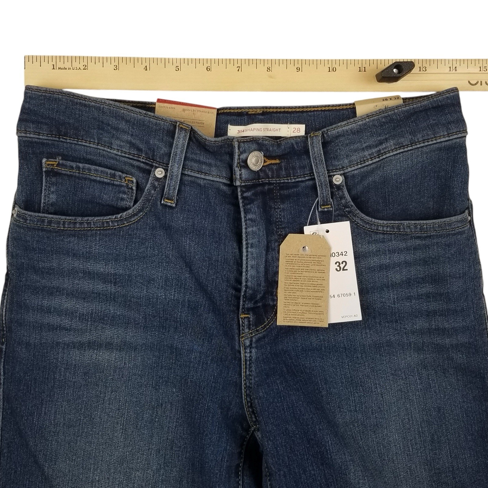 Levis 314 Shaping Straight Blue Med Wash Jeans Womens 28 x 32 New