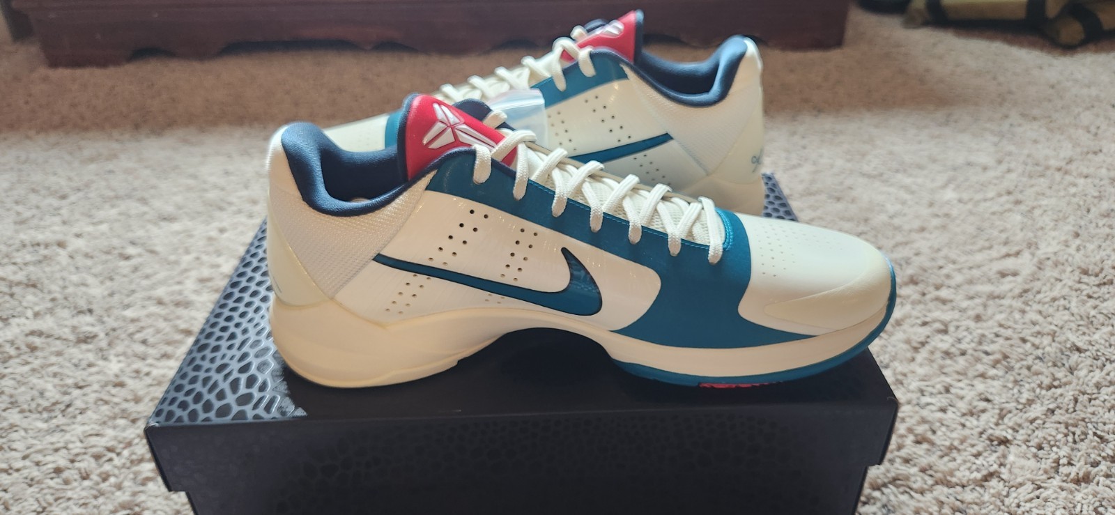 Size 12 – Nike Kobe 5 Protro Caitlin Clark Coconut Milk