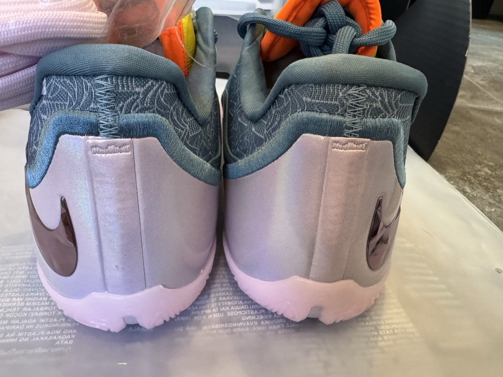 LEBRON XXIII SMOKEY BLUE/MULTI-COLOR BLEU FUMEE Size 14 NEW In Box IH1513 001