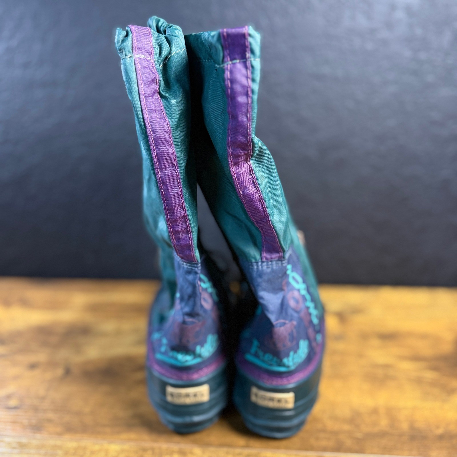 Sorel Free Spirit Teal Purple Nylon Rubber Winter Snow Boots Women Size 9