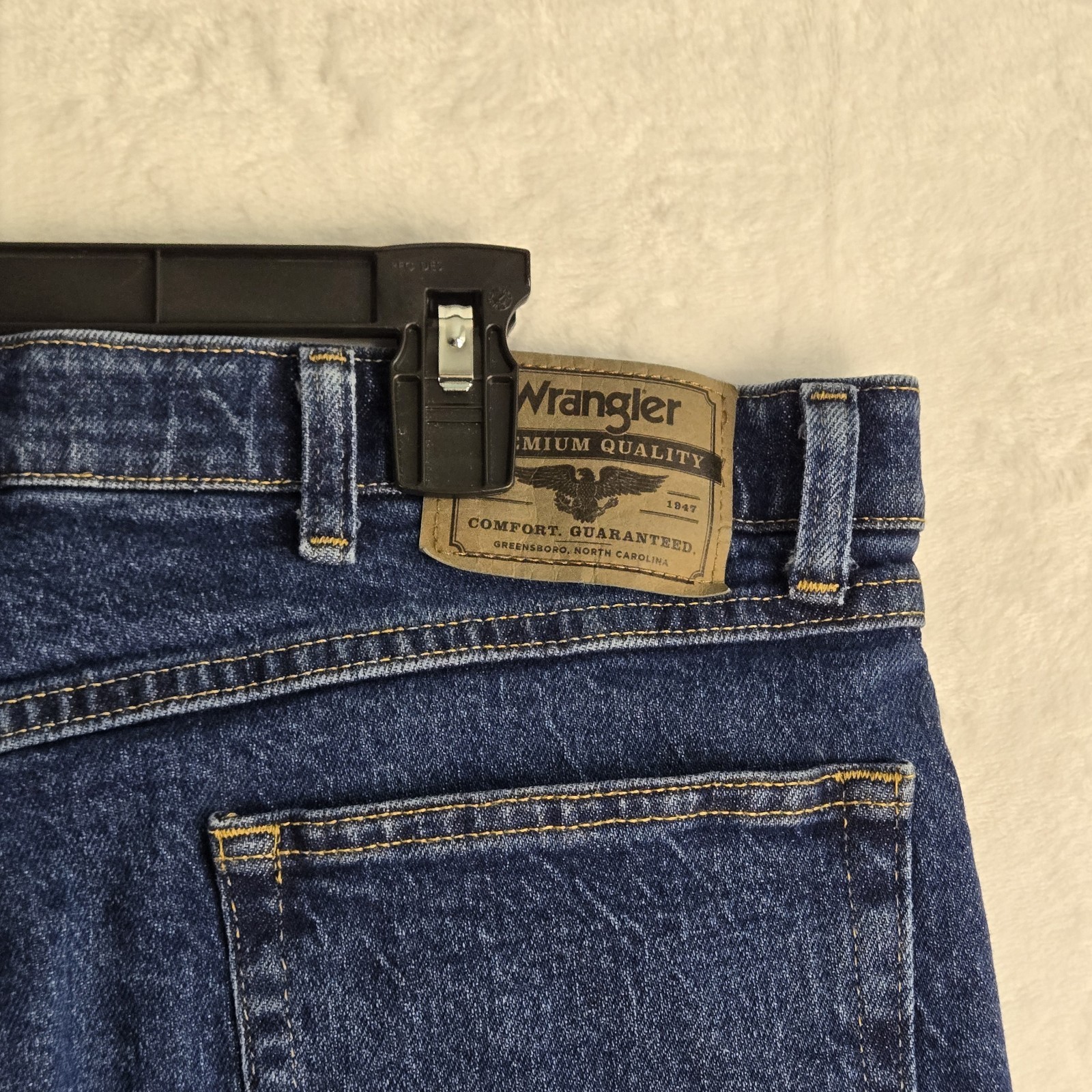 Wrangler Five Star Men’s Jeans Regular Fit – Dark Stonewash Size 35x 32