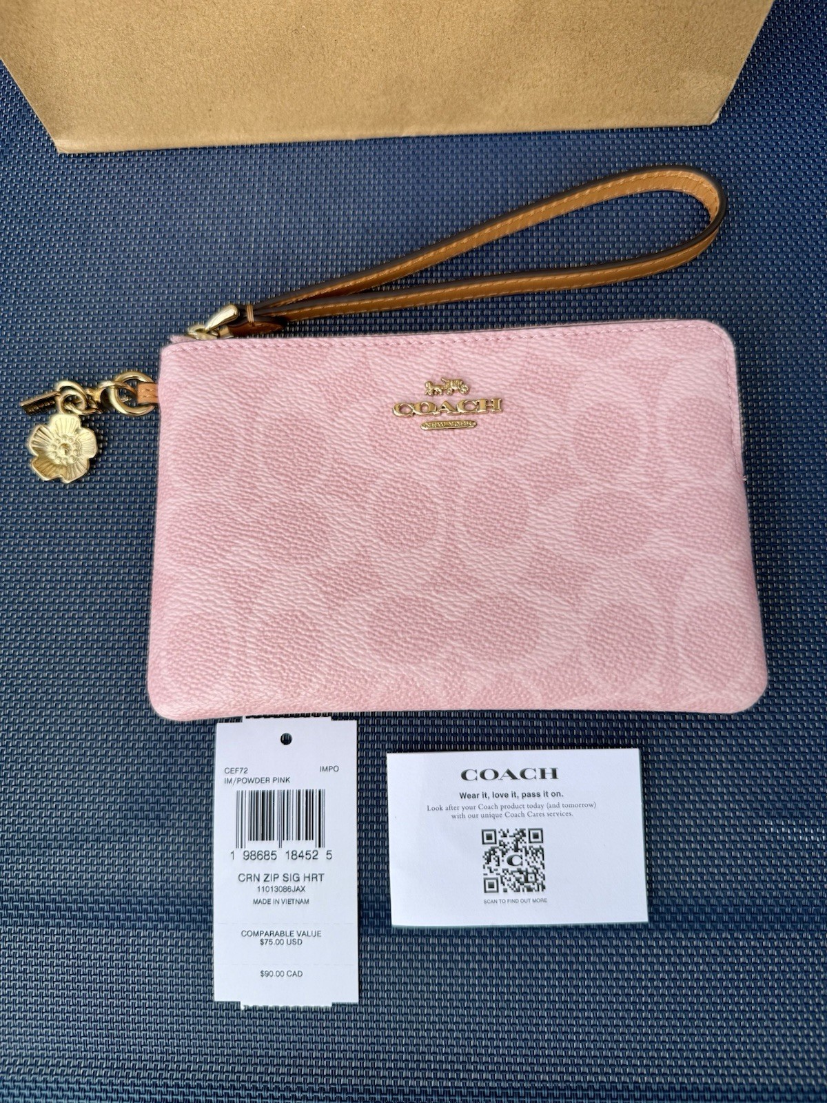 NWT COACH CEF72 Corner Zip Wristlet Signature Canvas with Charm Gold Powder Pink