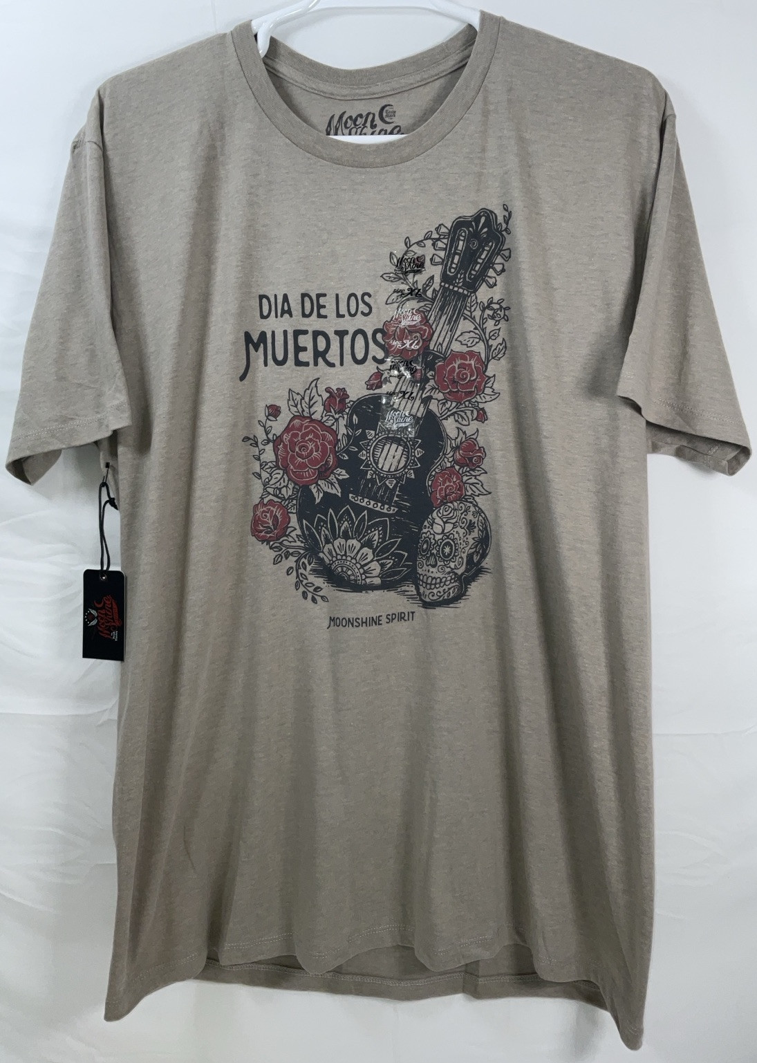 NWT Men Brad Paisley Moon Shine Spirit Dia de los Muertos Guitar Tan T-shirt XL
