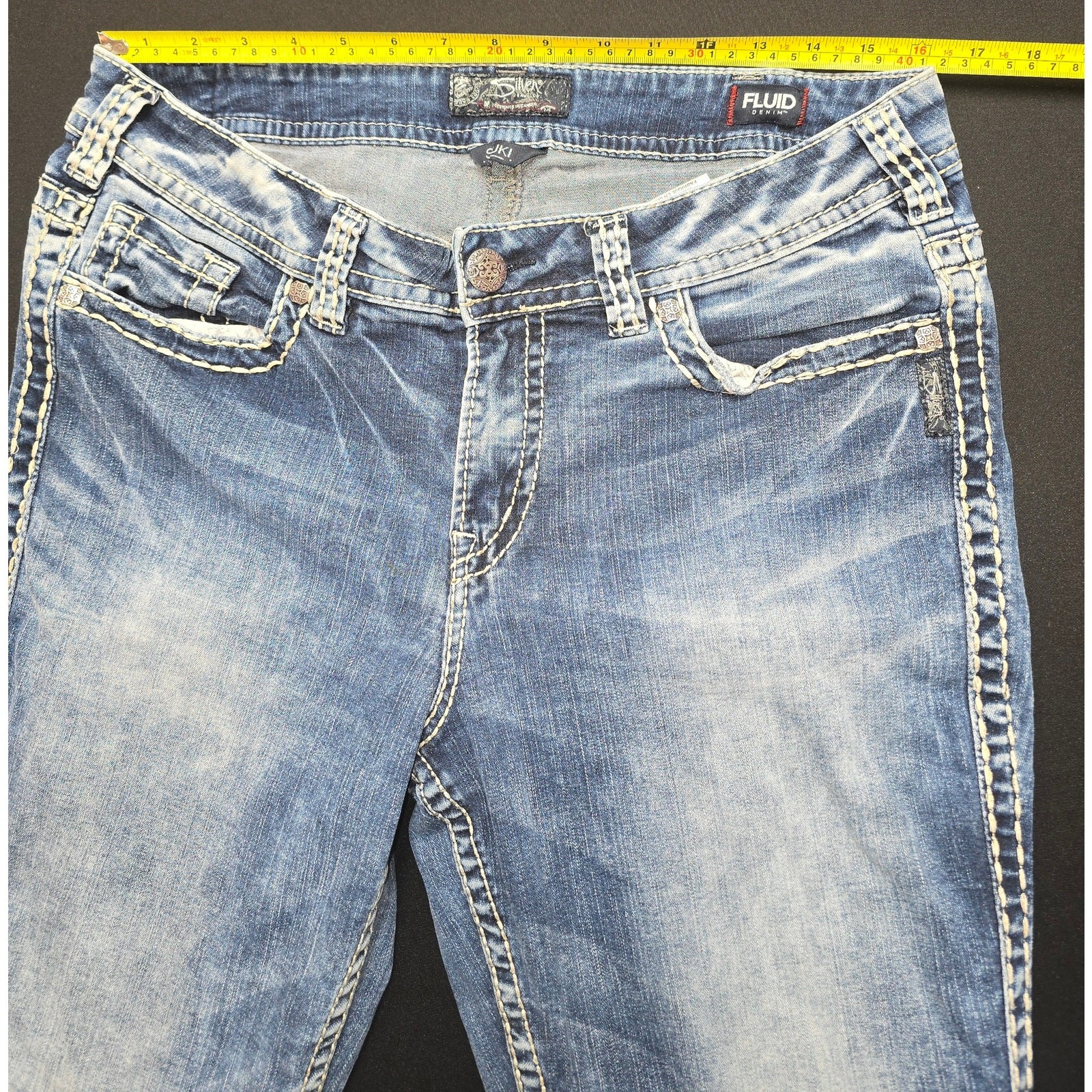 Silver Suki Capri Jeans Womens 30×21 Blue Bootcut Cropped Fluid Denim