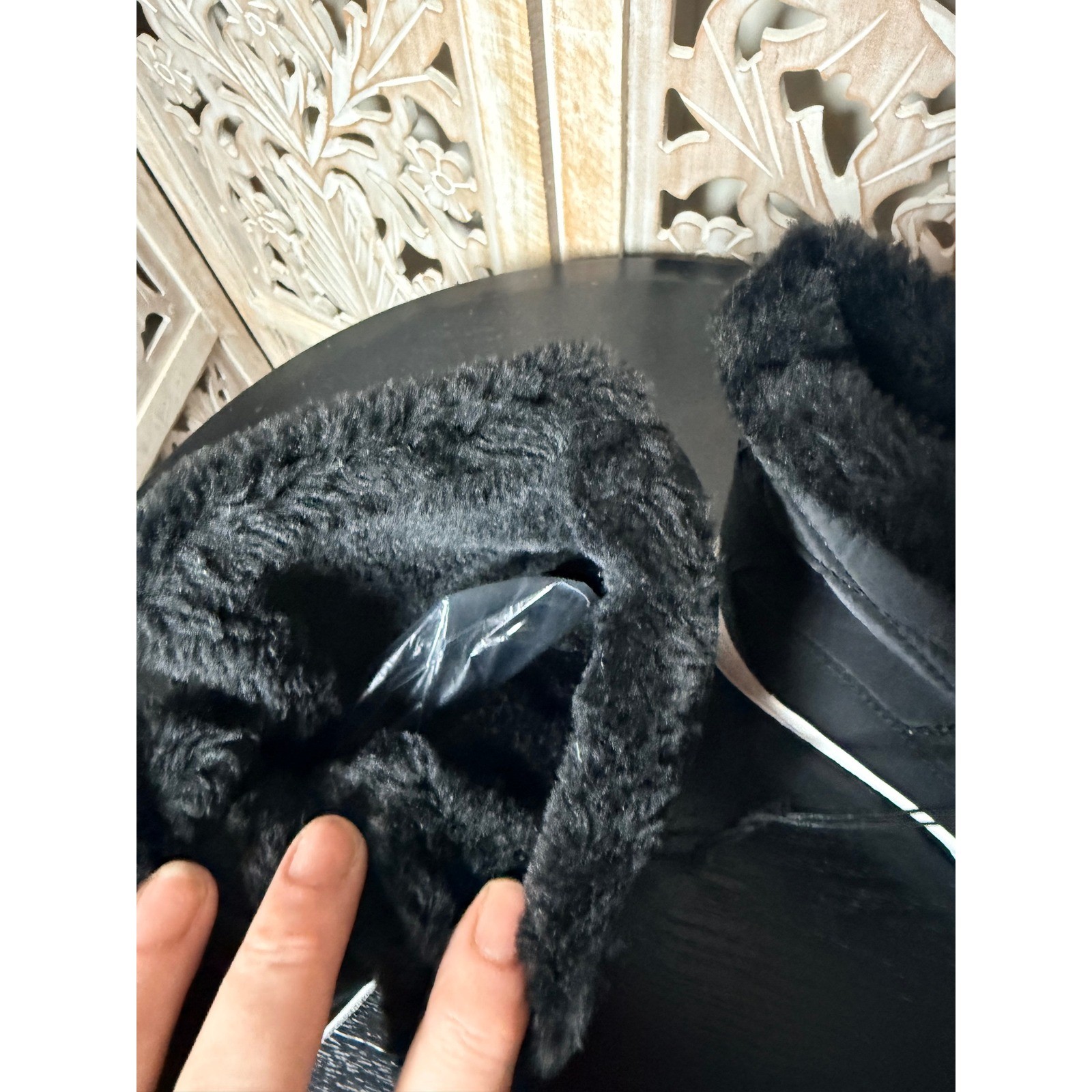 Black Waterproof Winter Snow Boots 3M Thinsulate Faux Fur Lined Quilted Size 9