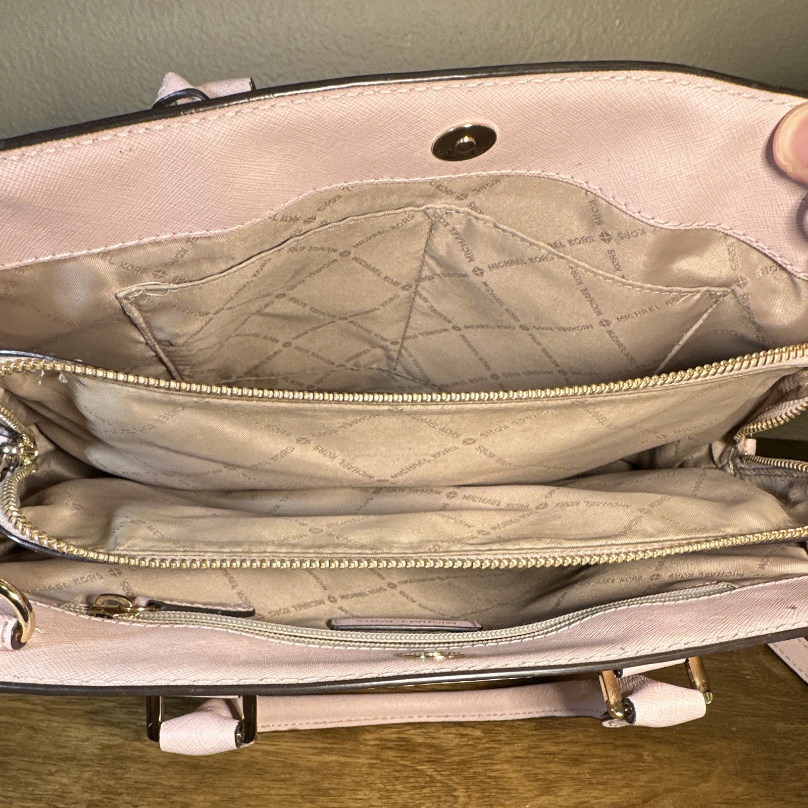 Michael Kors Pink Satchel Top Handle Bag Gold Hardware Zip, Detachable Strap