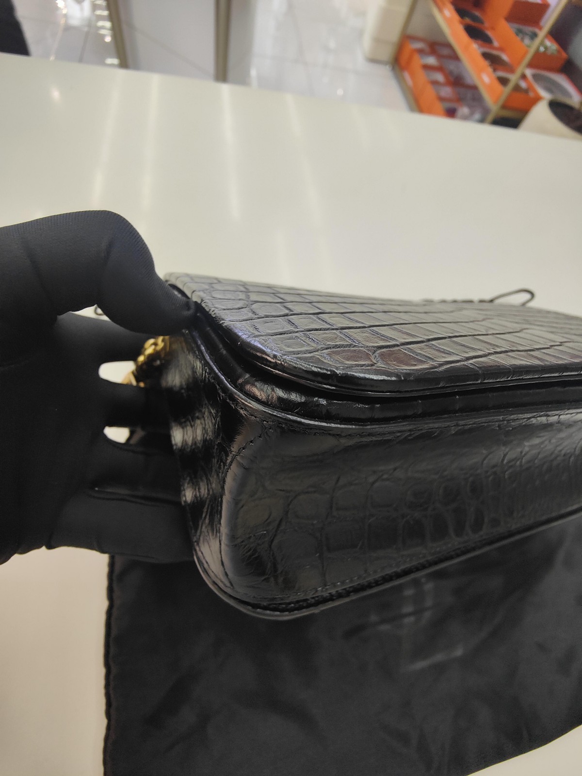 Saint Laurent elise black crocodile embossed chain bag (24 × 15 × 9)cm