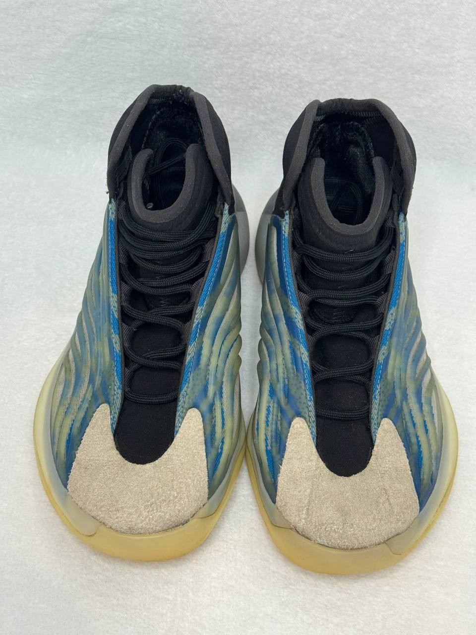 Size 10 – adidas Yeezy Quantum Frozen Blue Black Grey Suede Leather (GZ8872)