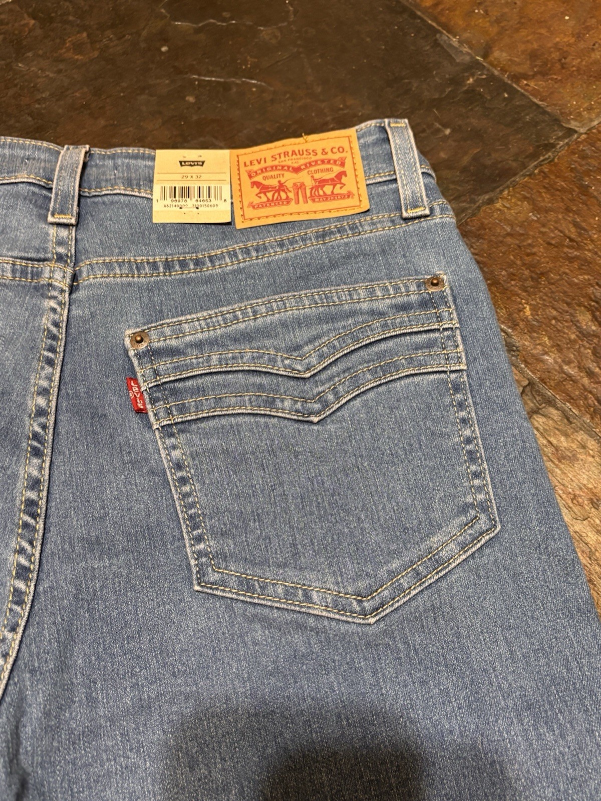 Levi’s 726 High Rise Flare Jeans Split Hem Medium Wash Women’s 29 X 32 Y2K Boho