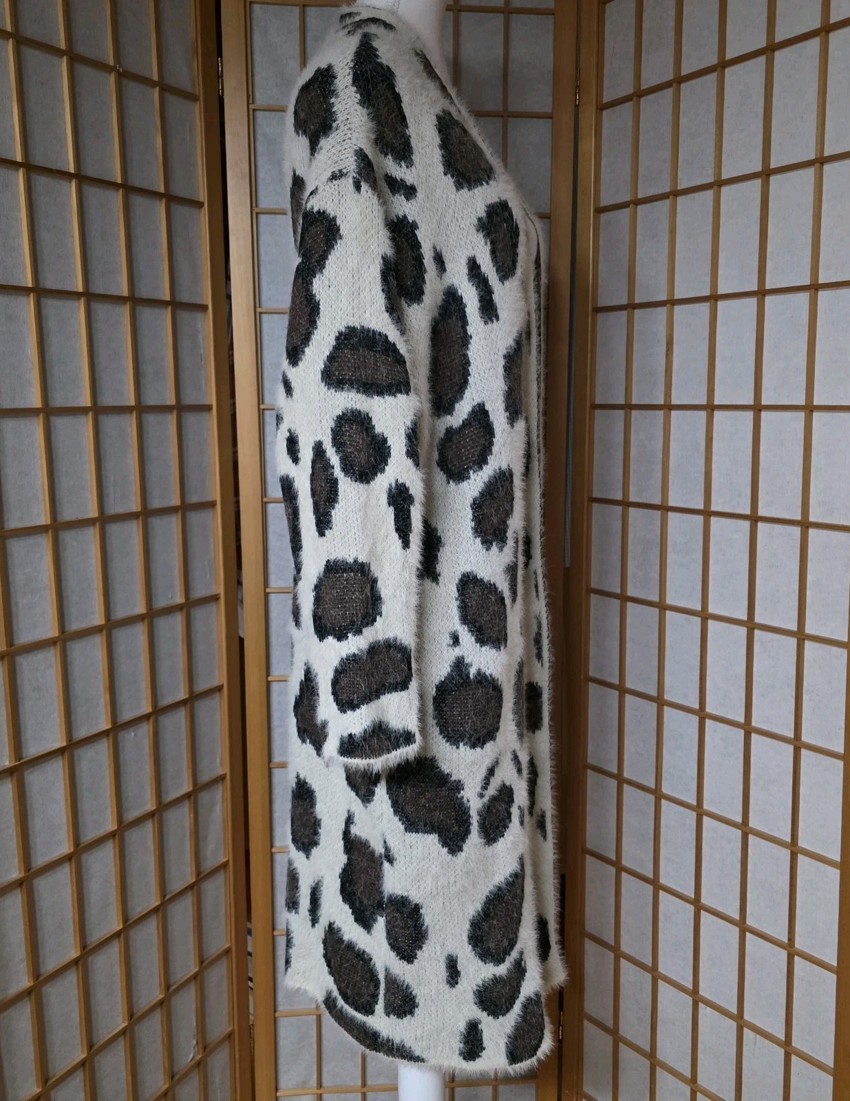Davi & Dani Cardigan Sweater Womens Lg Open Front Animal Print Fuzzy Longline