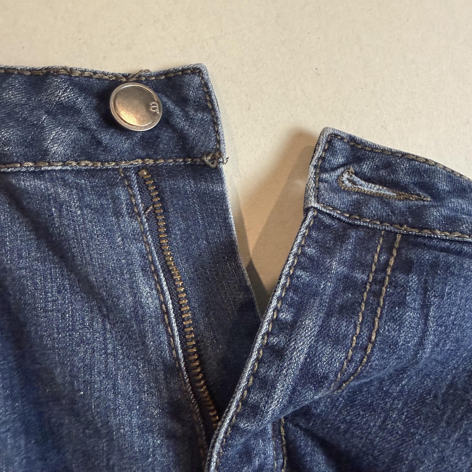 Avenue Denim Jeans Womens 20P Blue Medium Wash High Rise Straight Stretch