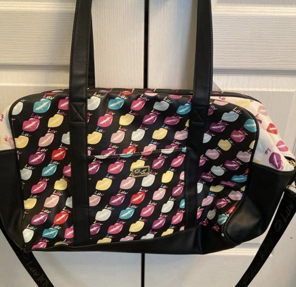 Luv Betsey Johnson Weekender Bag Multi-Color Black Duffel Travel Bag