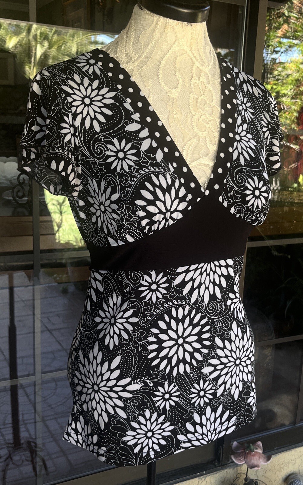 Empire Waist Back Tie Claudia Richard’s Shirt Sz S. 36” Bust
