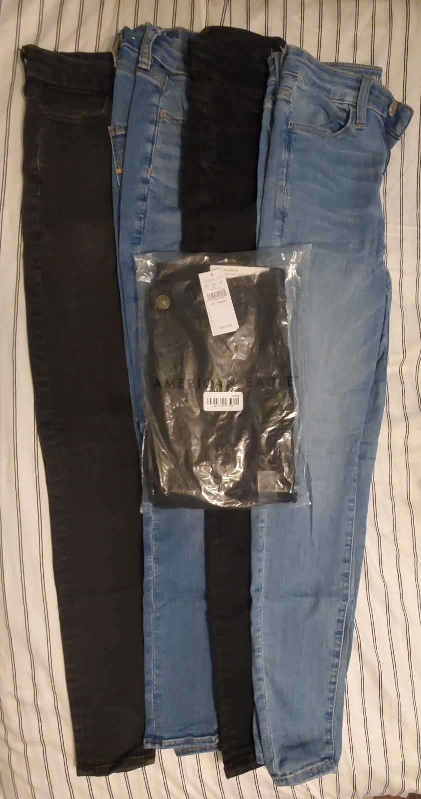4 Pack American Eagle Super High Waisted jeans RM54485 CA03873