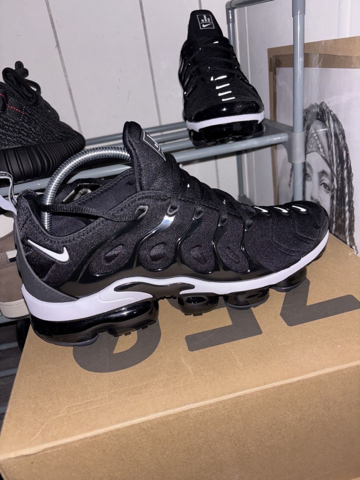Nike Air VaporMax Plus Overbranding