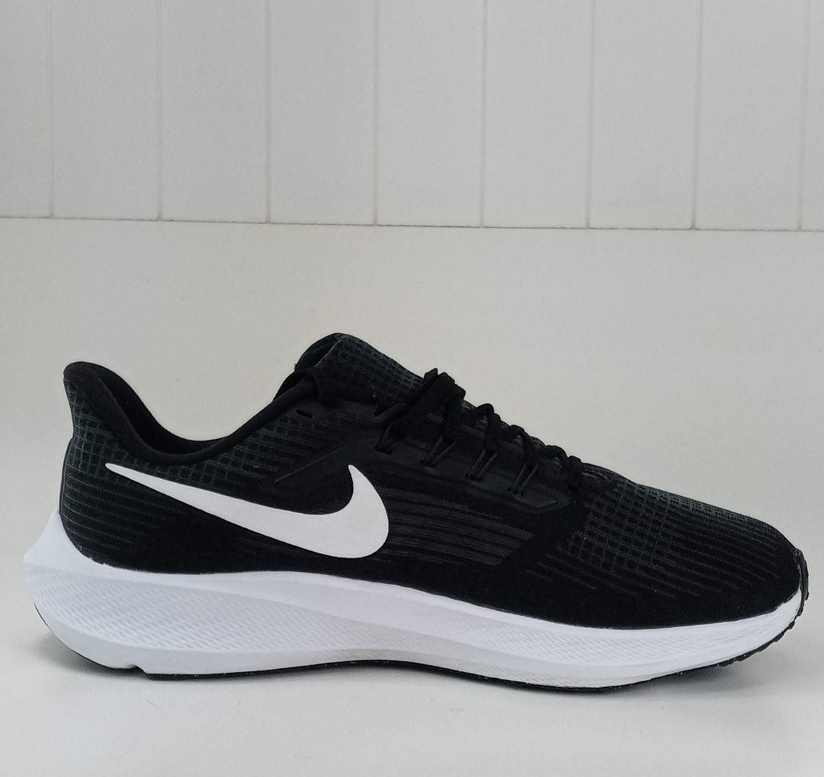 Nike Air Zoom Pegasus 39 Men Black White Running Shoe Sneaker DH4071-001 Sz 10.5