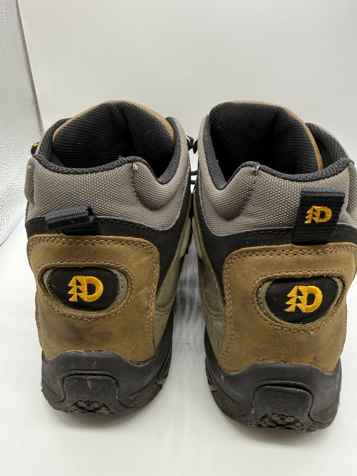 Dunham Cloud Mens 9.5 B Hiking Boots Brown Leather Lace-Up Rugged Trail Outdoor