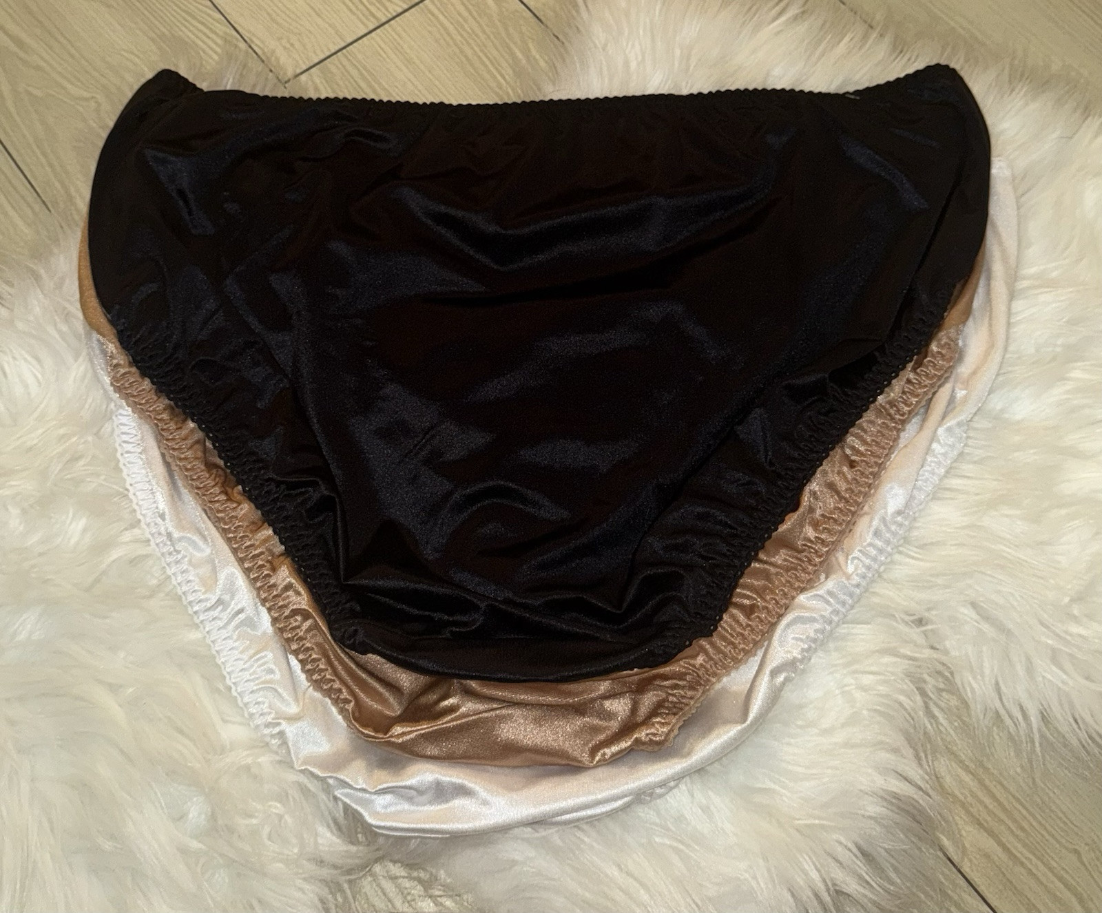 3 Vanity Fair Radiant Collection Light Control Hi-Cut Panties Satin 5XL 3448301