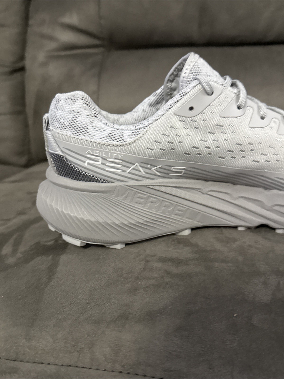 Merrell Agility Peak 5 Grey Hiking Outdoor Trail Shoes J068157 Men’s Size 8.5