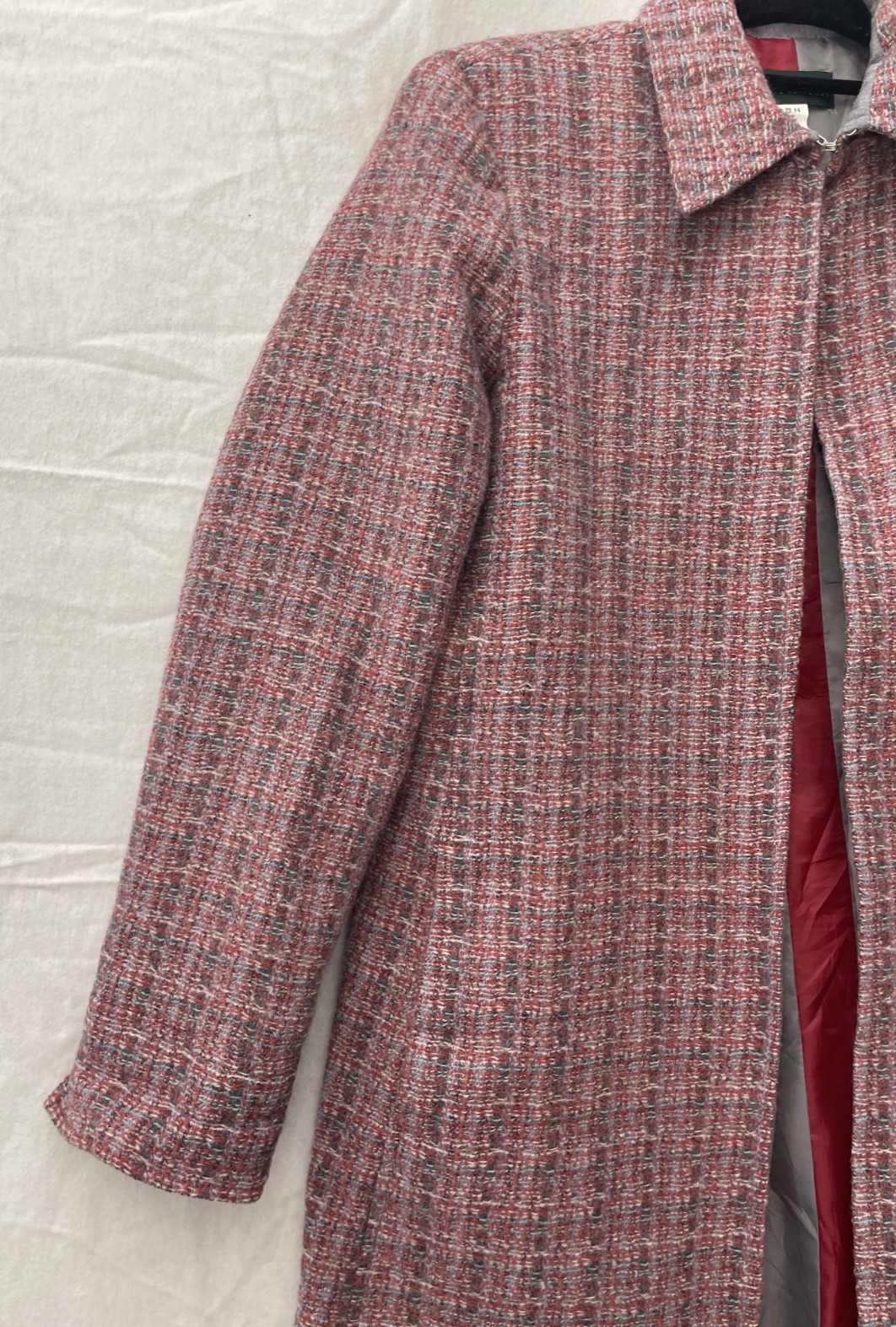 Harvé Benard Women’s 100% Wool Red Gray Plaid Long Coat Jacket Size 12