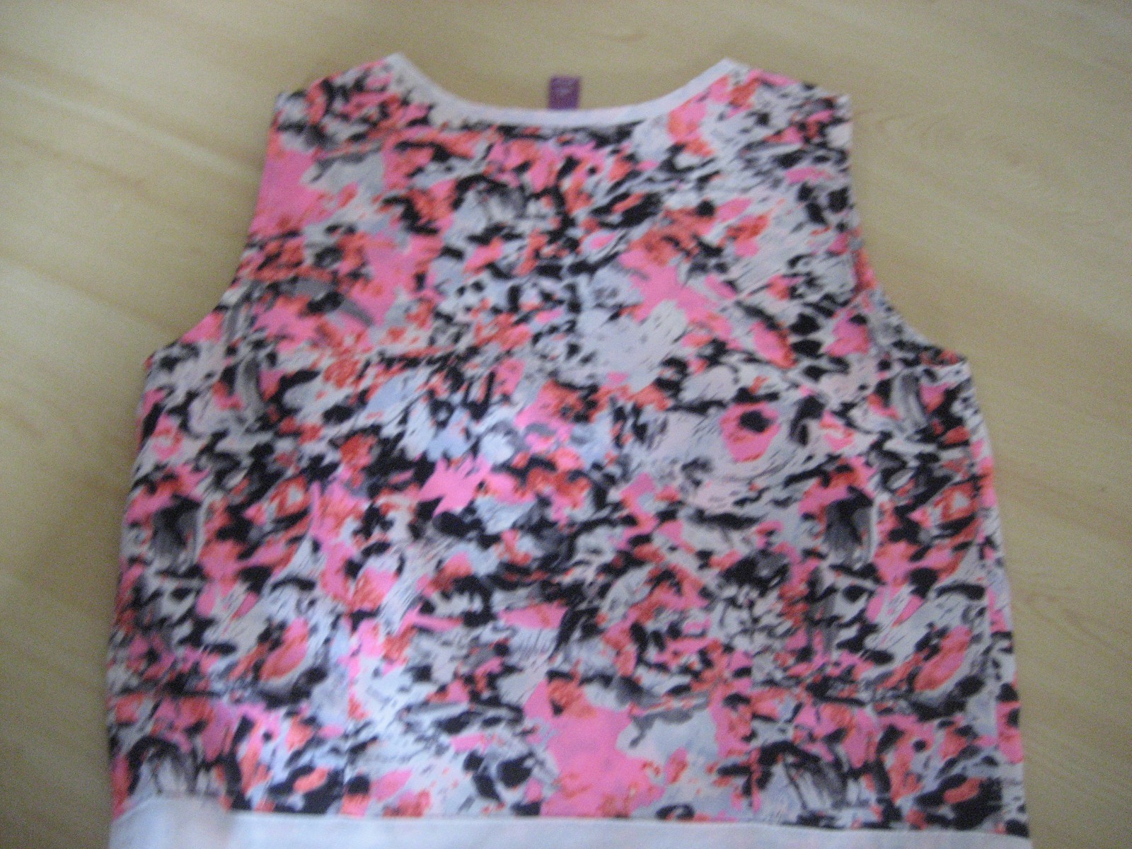 NEW Girls L 6/7 Pink Gray White Black Splat Print AQUA USA Silky BLOUSE TOP TANK