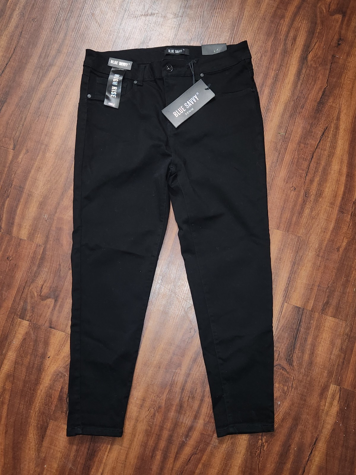 Blue Savy Women’s High Rise Black Pants Size 17/33 Push Up Ankle