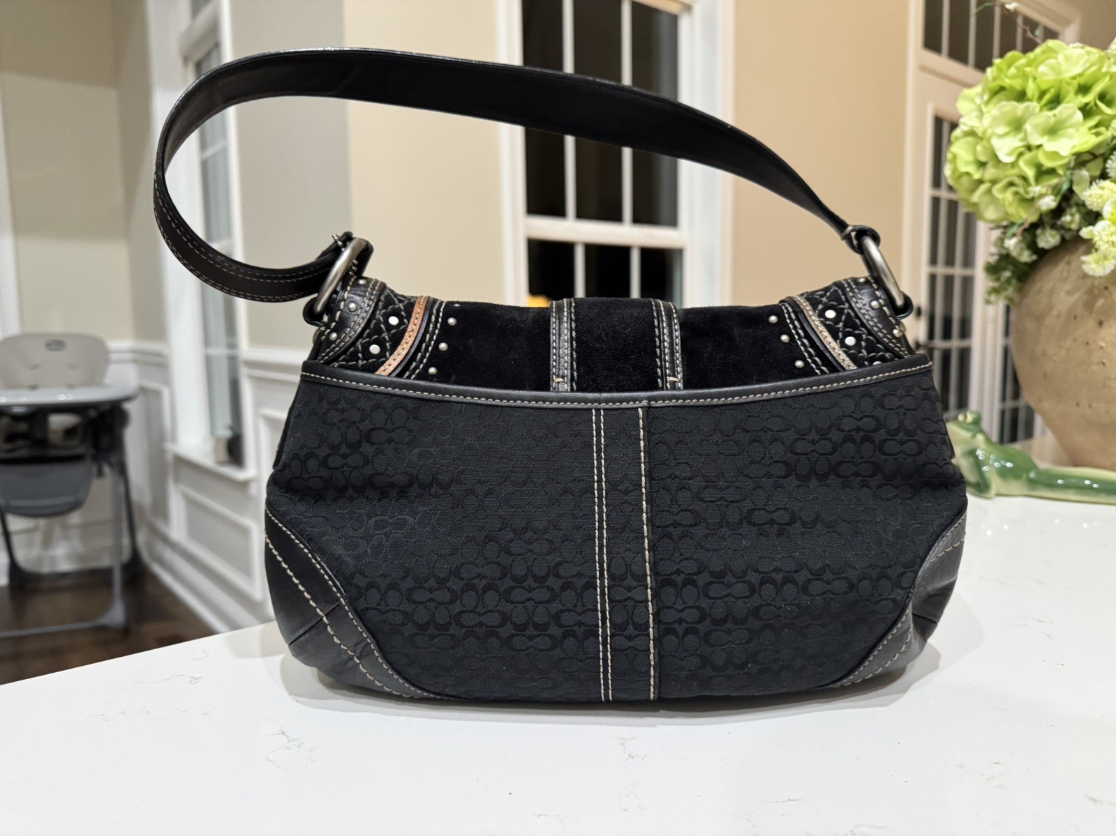 COACH Soho Signature Studs Black Suede Shoulder Bag Authentic Rare Y2K