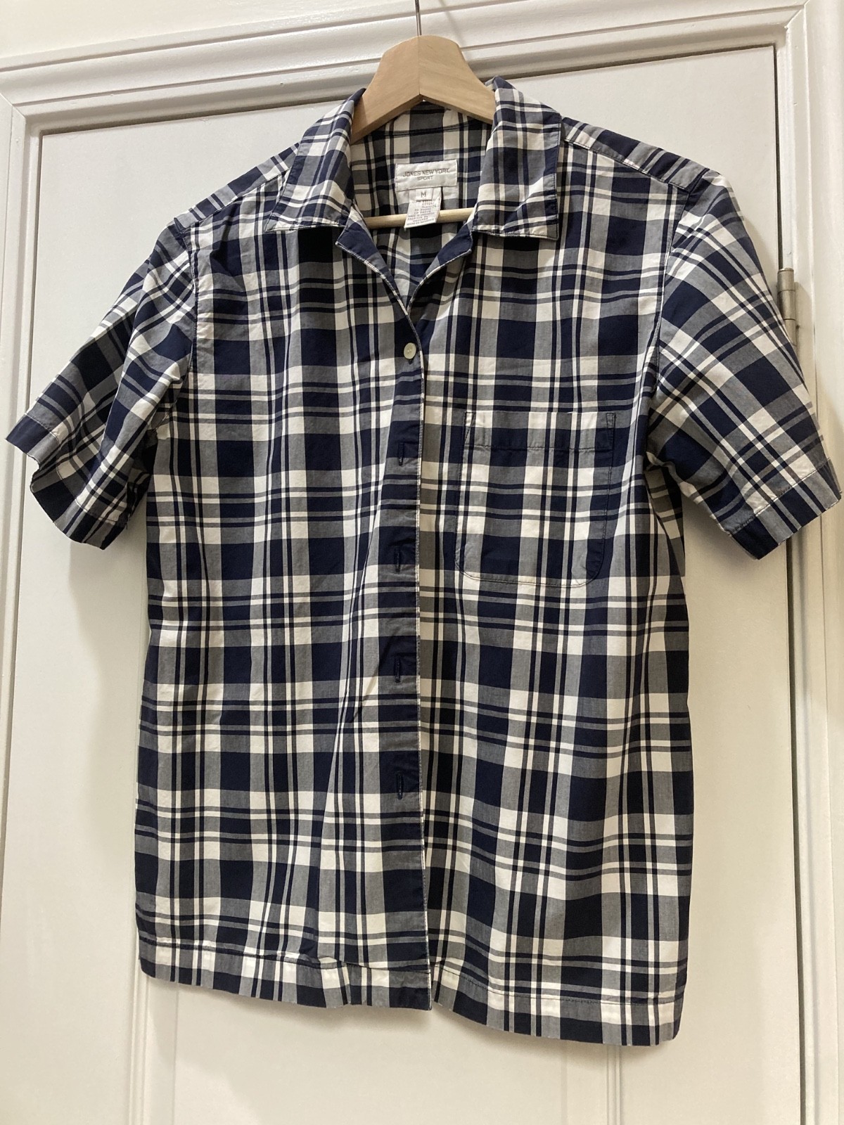 Jones New York Medium Short sleeve blouse Navy White Plaid