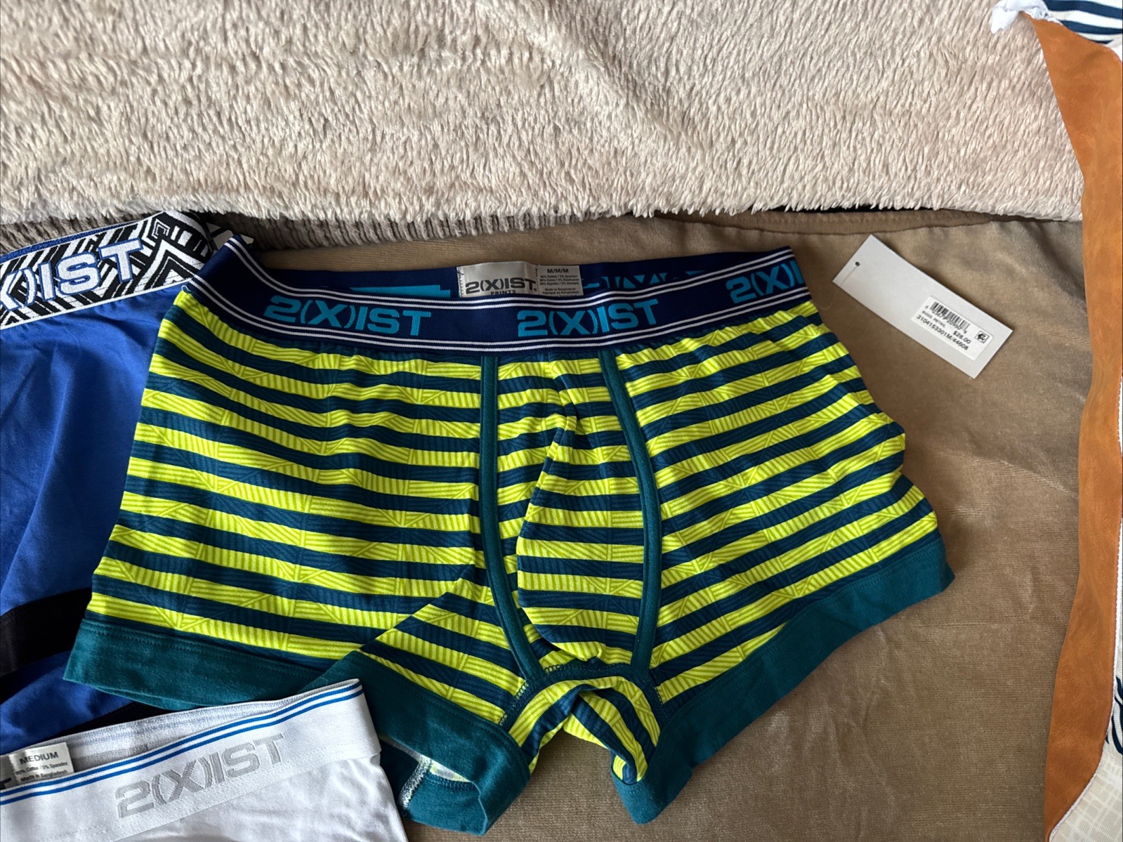 2(X)IST Men’s Boxer Brief Underwear Medium Size , New. READ…….