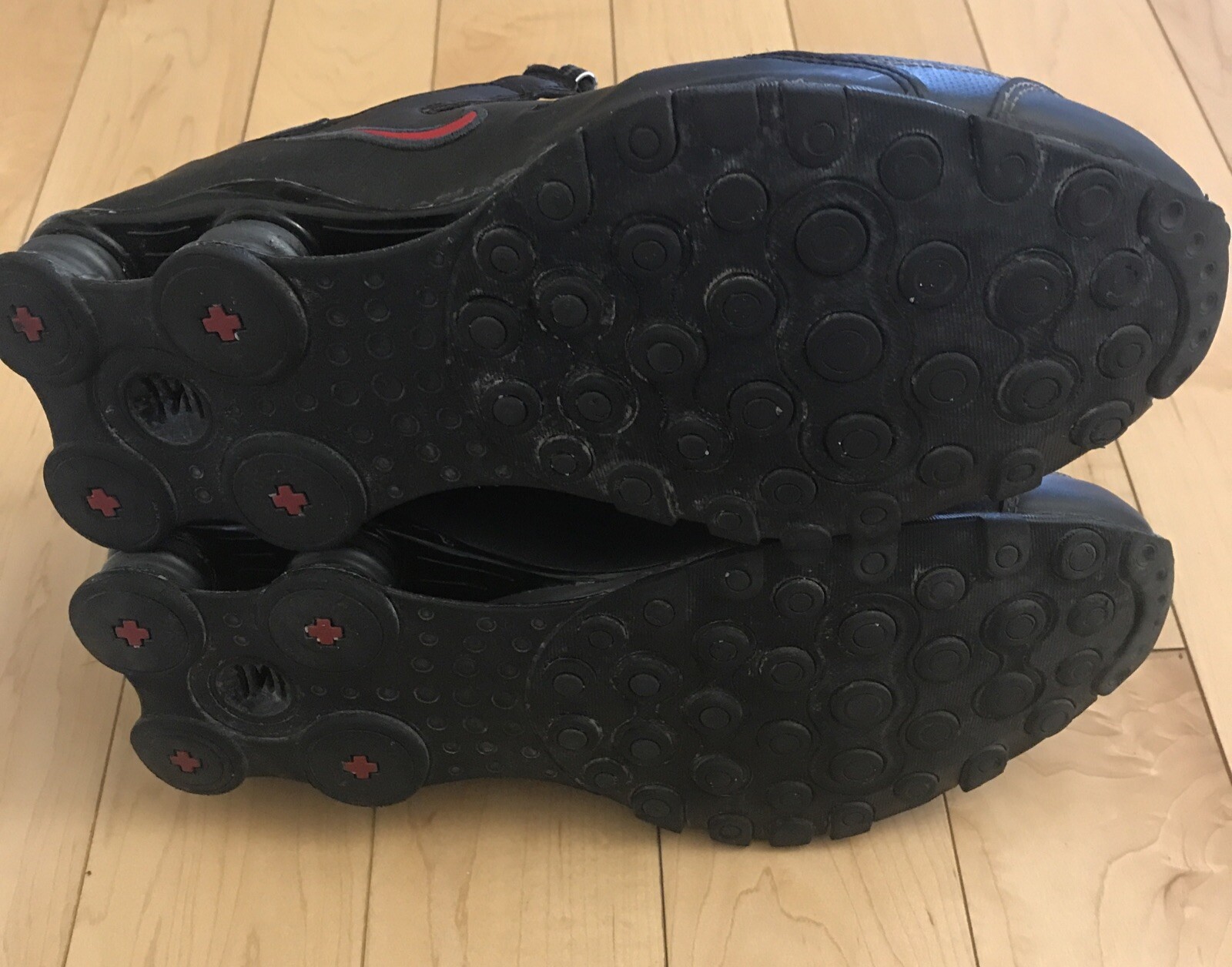 Nike Shox NZ Black Varsity Red Black Running Shoes 378341-017 Mens Sz 11 Rare