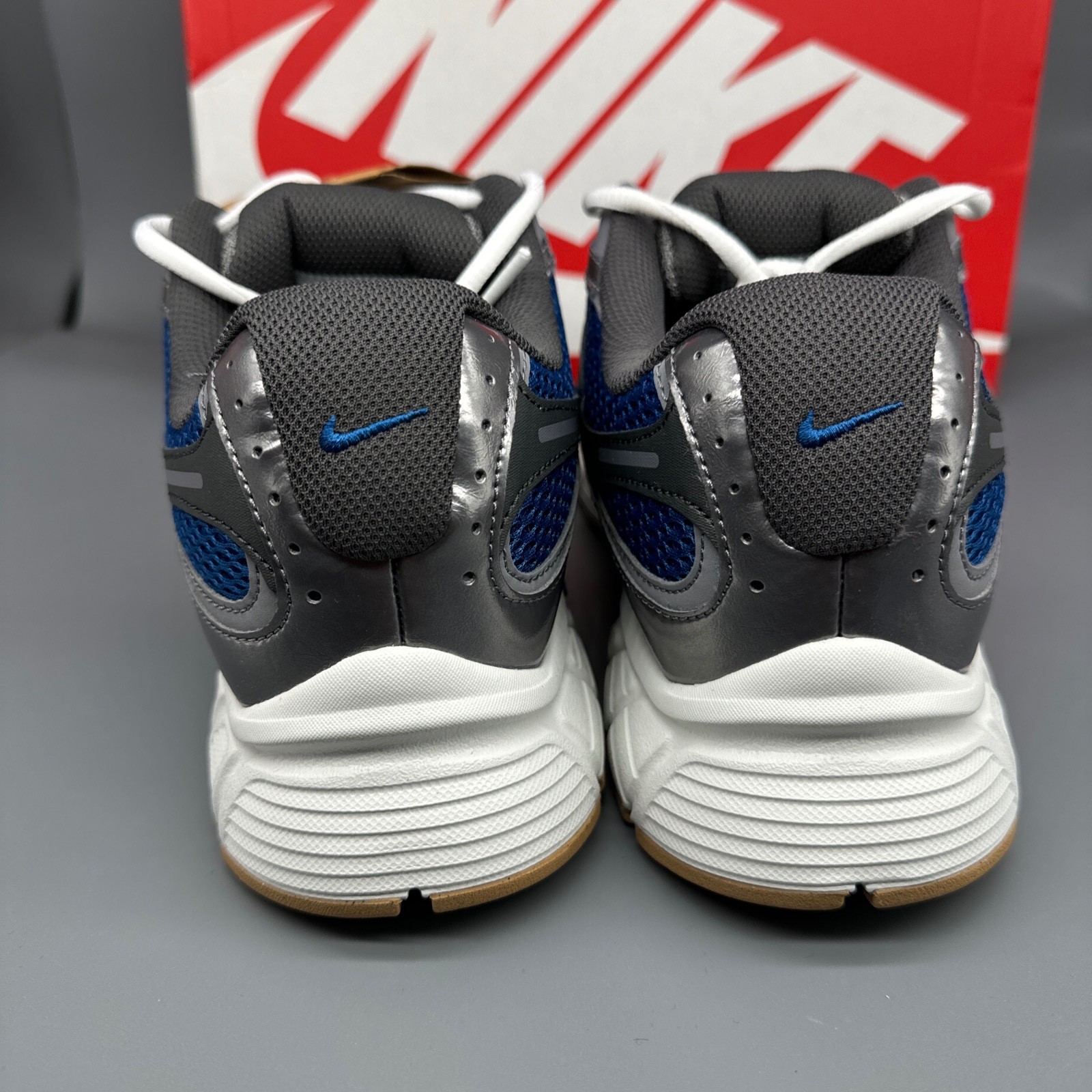 Nike V5 Runner Court Blue/Black/Gum HJ5228-401 Men’s Size Sneakers Shoes New!