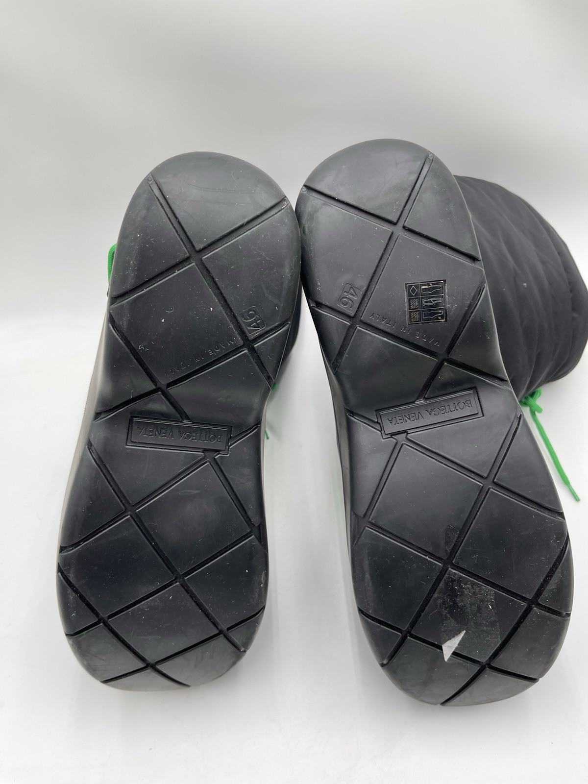 Bottega Veneta Puddle Bomber boots in black nylon parakeet green laces Size 46